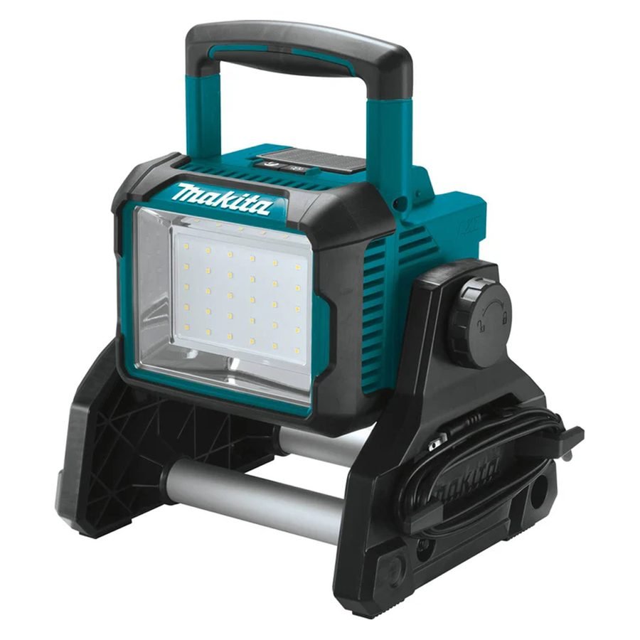 Makita Makita DML811 Corded & Cordless 3,000 Lumens LED Work Light AC/18V/14.4V, General Hardware Flashlights & Worklights —